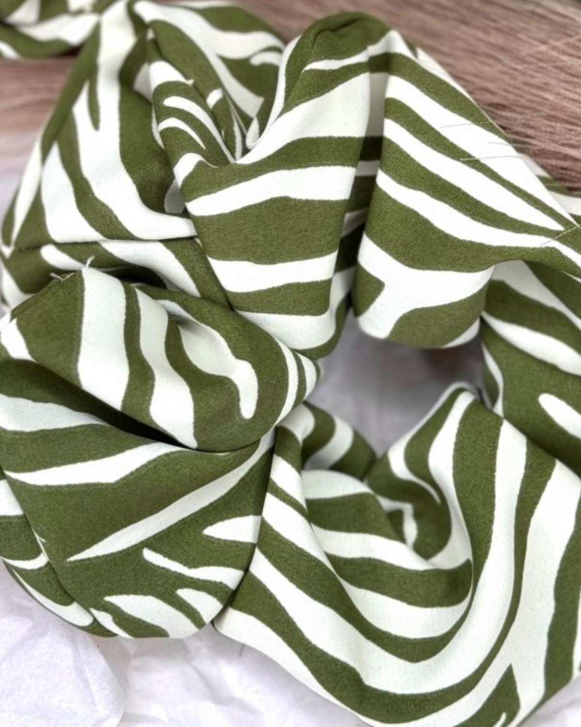 Scrunchie Ζεβρέ Olive