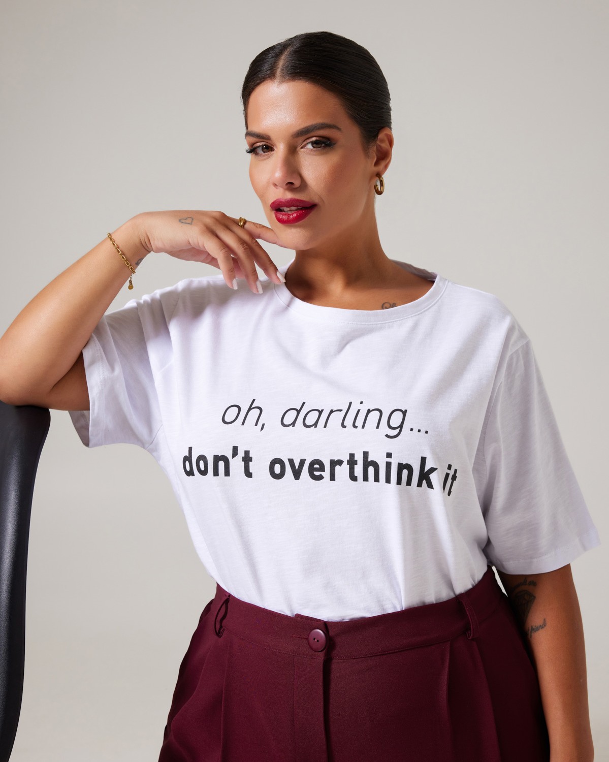 Τ-Shirt 'Oh, darling...don't overthink it' Λευκό