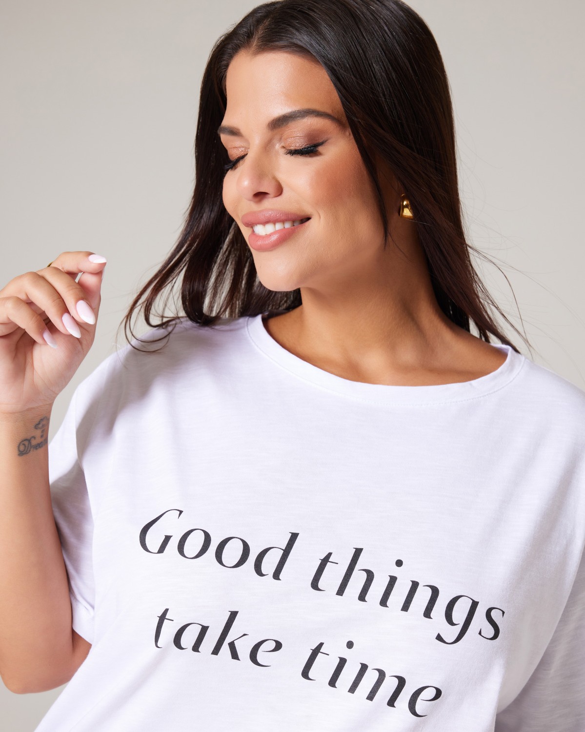 Τ-Shirt 'Good Things Τake Time' Λευκό